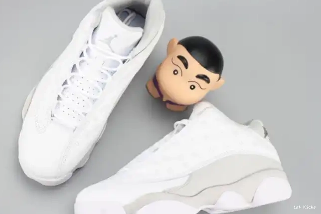 1st Kicks Shoes LowPure white 310810-100 Jordan Money mens Air 13 0510